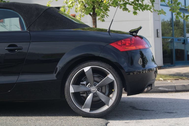 2009 Audi TT 2.0 TT Quattro TDI 4WD 2dr Convertible Diesel Manual