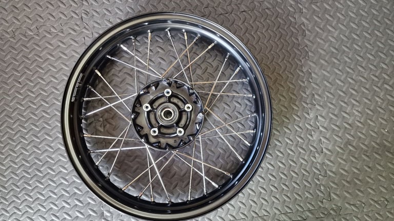 Genuine Triumph Bonneville T120 (Black) Front & Rear wheels