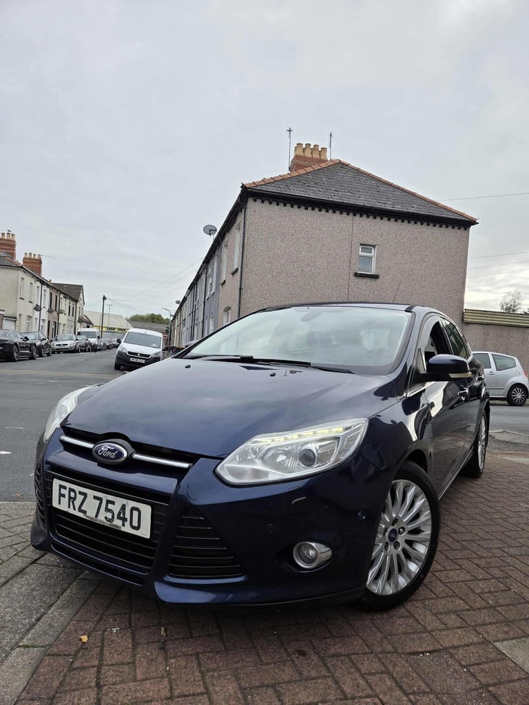 Ford, FOCUS, Hatchback, 2012, Manual, 998 (cc), 5 doors