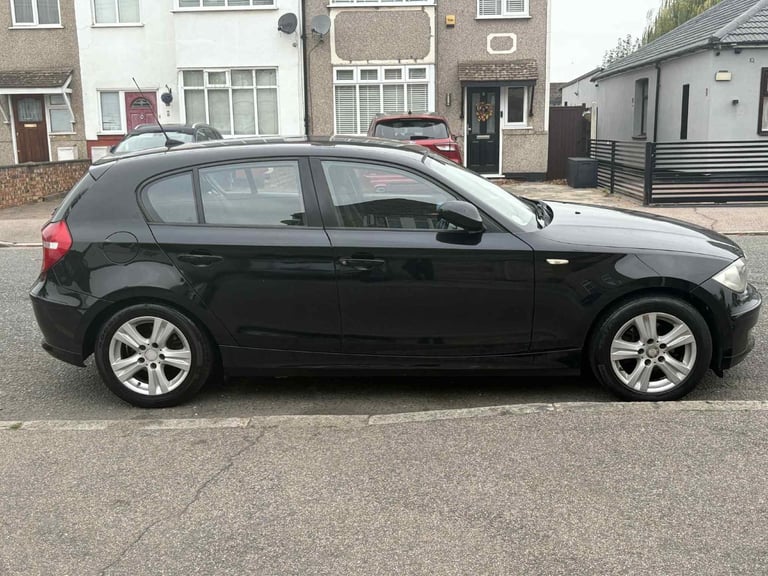 BMW, 1 SERIES, Hatchback, 2007, Manual, 1596 (cc), 5 doors