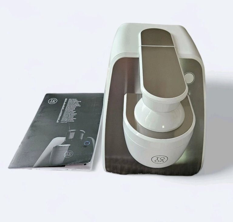 image for TooA Milano Professional Gelato and Ice Cream Maker White RRP £320 Automatic