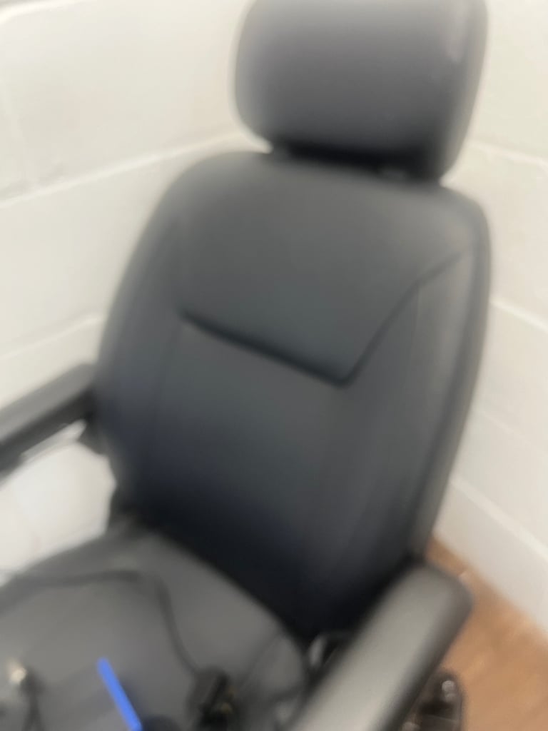 Electric wheelchair careco Igo zenith pro 