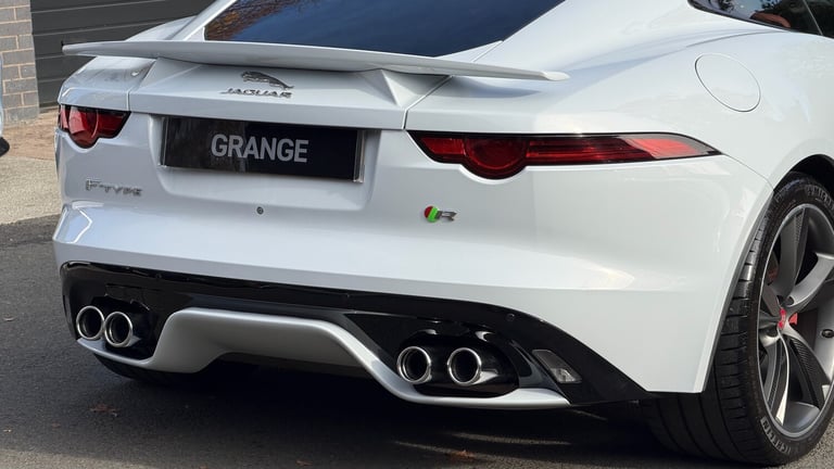 2018 Jaguar F-TYPE 5.0 Supercharged V8 R 2dr Auto AWD Petrol