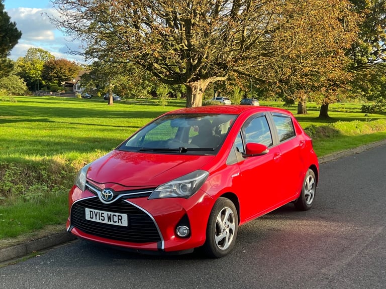2015 Toyota Yaris 1.5 Hybrid Icon 5dr CVT HATCHBACK Petrol/Electric Hybrid Automatic