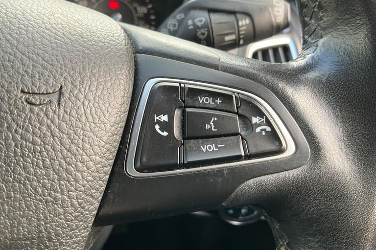 2018 Ford Focus 1.5 TDCi 120 Titanium Navigation 5dr**REAR SENSORS - SAT NAV - APPLE CARPLA Hatch...