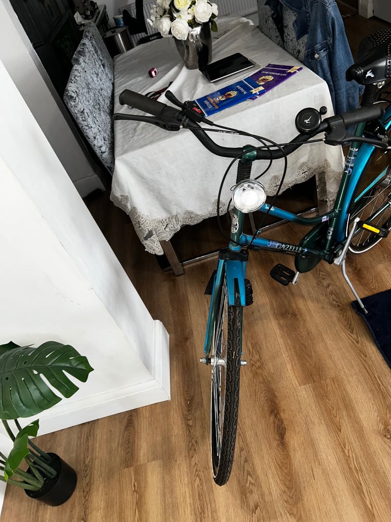 Bike 28 inch wheels 