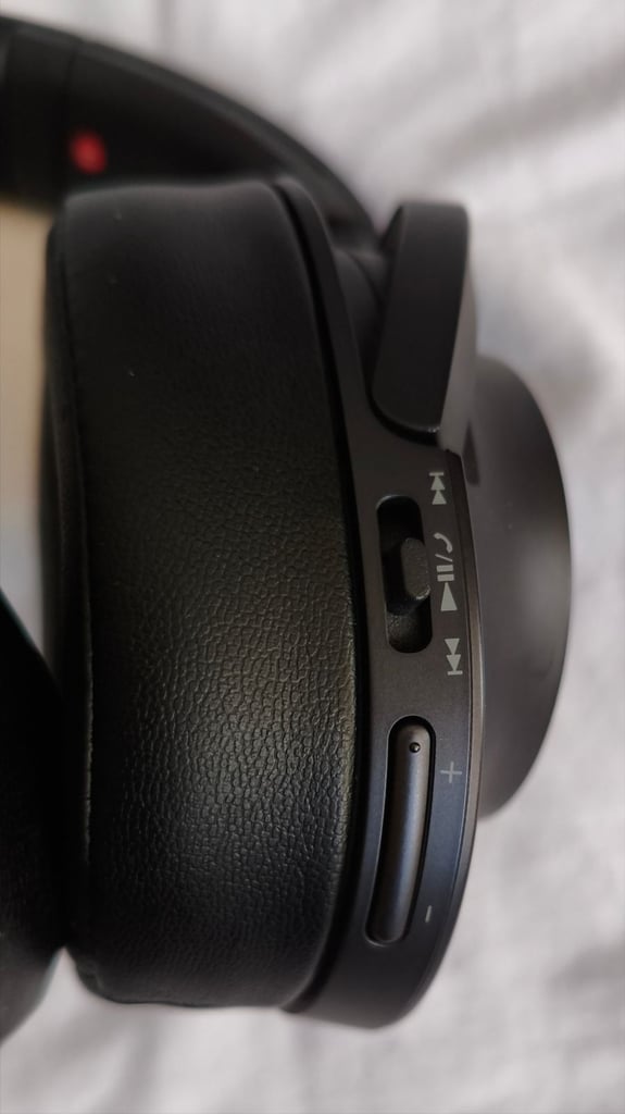 SONY HEADPHONES Bluetooth noise cancelling wireless