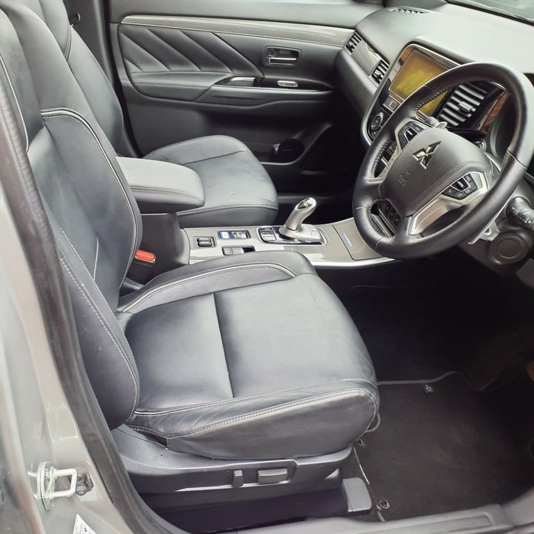 2019 19 MITSUBISHI OUTLANDER 2.4H TWINMOTOR 13.8KWH 4H SUV 5DR PETROL PLUG-IN HY