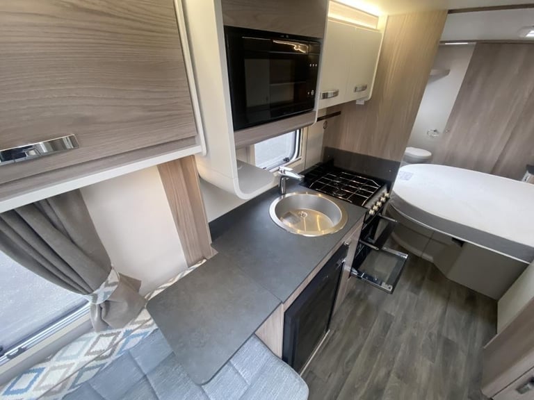 2023 SWIFT CELEBRATE GRANDE 4SB TOURING CARAVAN