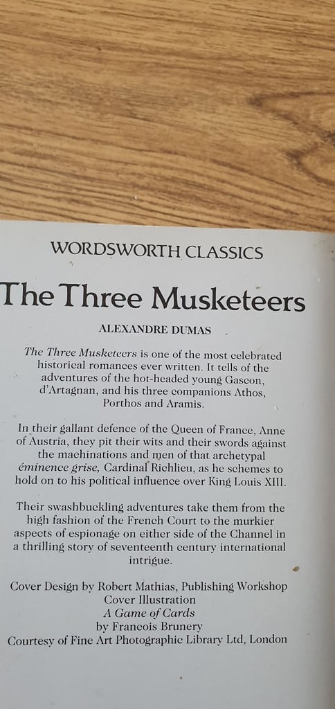 The 3 Musketeers: Classical Novel by Alexandre Dumas