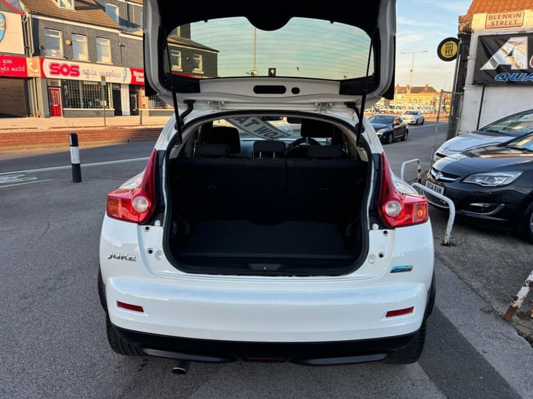 2014 Nissan Juke 1.5 dCi 8v n-tec SUV 5dr Diesel Manual Euro 5 (s/s) (110 ps) HATCHBACK Diesel Ma...