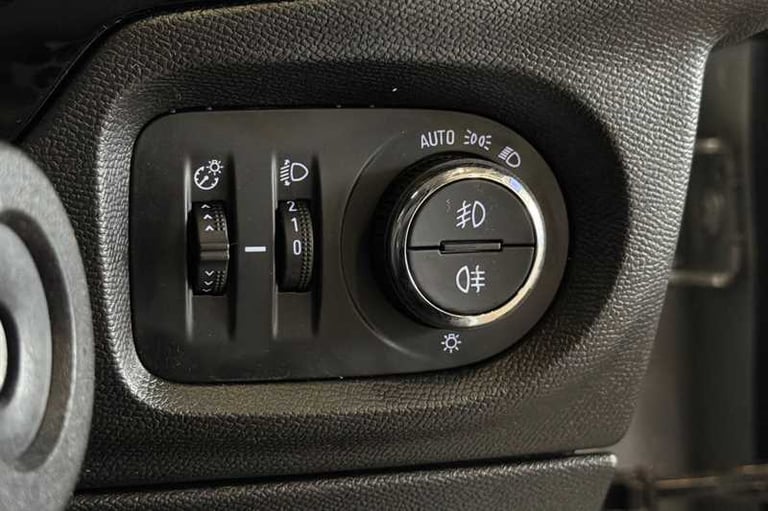 2022 Vauxhall Corsa 1.5 Turbo D Elite Edition Hatchback 5dr Diesel Manual Euro 6 (s/s) (102 ps) H...