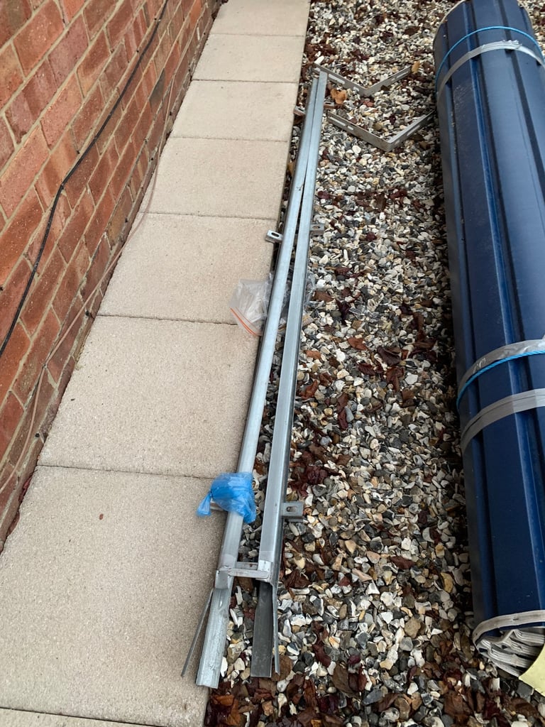 Roller garage door manual opening 