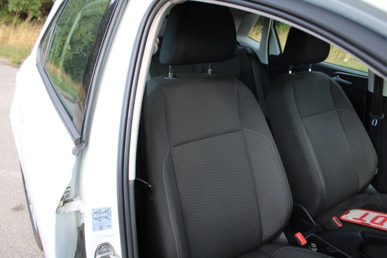 2018 Volkswagen Polo 1.0 TSI SE Euro 6 (s/s) 5dr HATCHBACK Petrol Manual