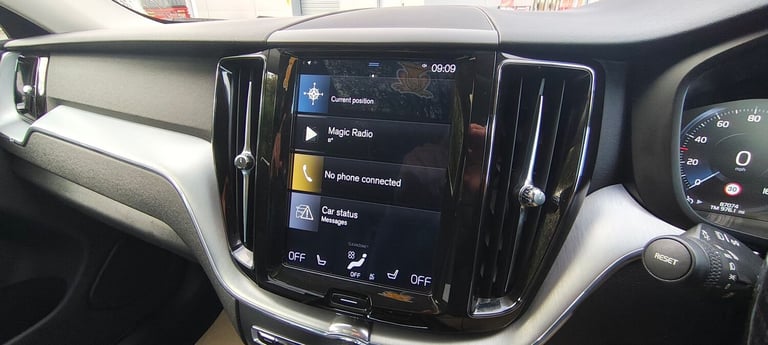 2018 Volvo XC60 2.0L Momentum Pro D4 AWD Auto SUV 5dr Diesel Automatic Euro 6 (188 bhp) SUV Diese...