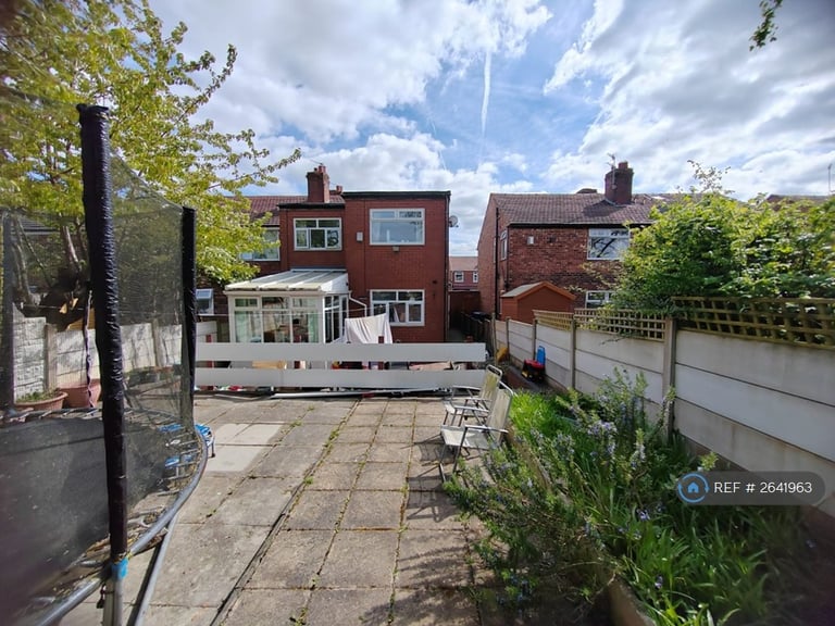 4 bedroom house in Boardman Road, Manchester, M8 (4 bed) (#2641963)