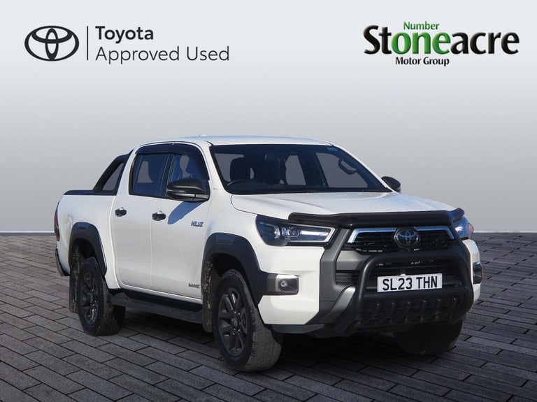 image for  Toyota Hilux 2.8 D-4D Invincible X Pickup Double Cab 4dr Diesel Auto 4WD Euro 6 (s/s) (2 Diesel ...