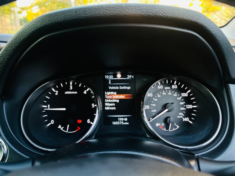 2014 Nissan Qashqai 1.5 dCi Tekna 5dr Diesel