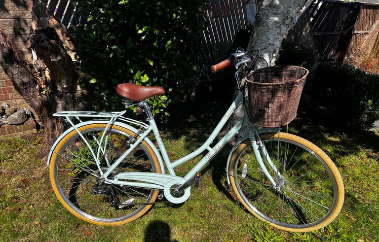 image for Ladies Pendleton Hybrid Bike 