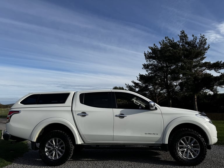 MITSUBISHI L200 2.4 DI-D DC Barbarian 2016