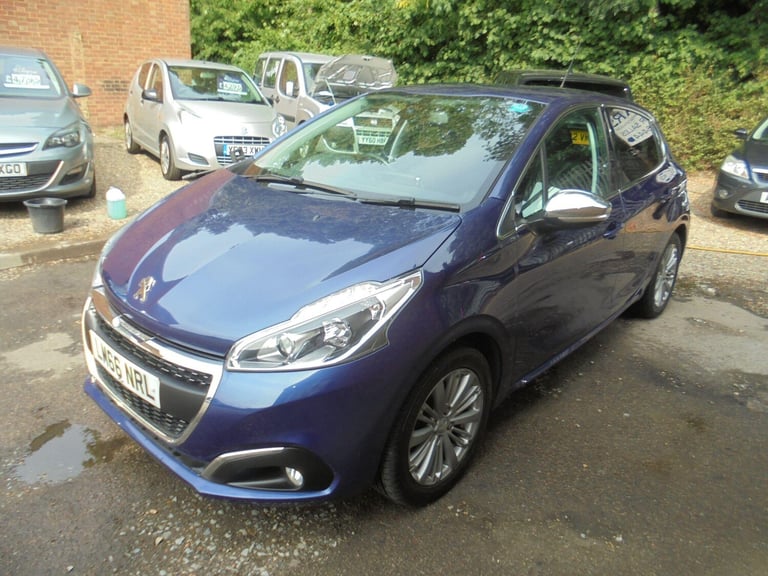 2016 Peugeot 208 1.2 PureTech 82 Allure 5dr HATCHBACK PETROL Manual