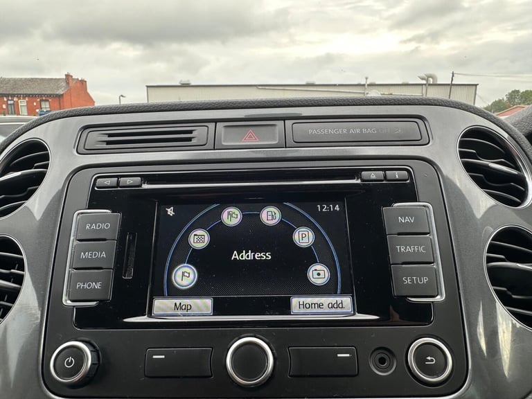 2013 Volkswagen Tiguan 2.0 TDI BlueMotion Tech Match DSG 4WD Euro 5 (s/s) 5dr ESTATE Diesel Autom...