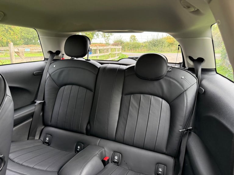 2019 MINI Hatch 1.5 Cooper Exclusive Euro 6 (s/s) 3dr HATCHBACK Petrol Manual