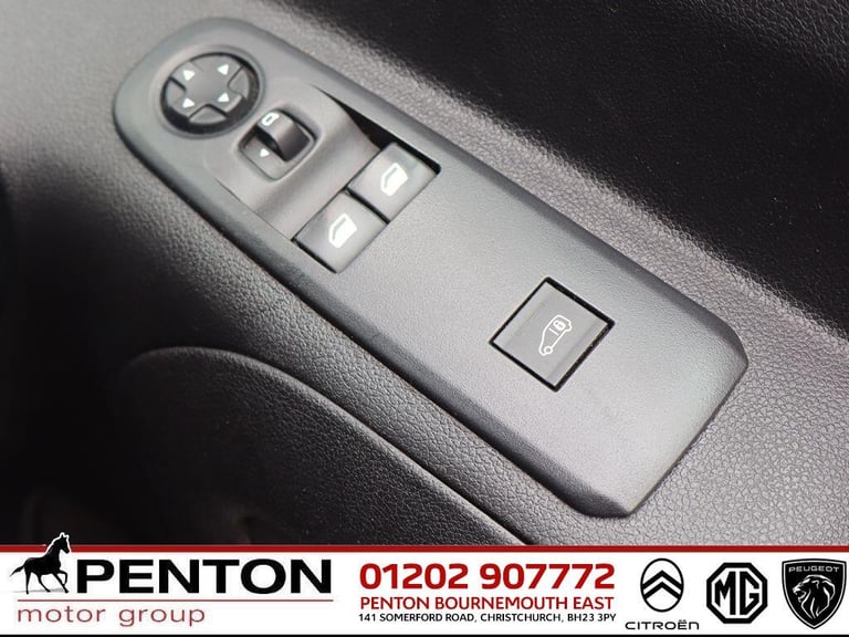 2020 Vauxhall Combo 1.5 Turbo D 2300 Sportive L2 H1 Euro 6 (s/s) 4dr PANEL VAN Diesel Manual