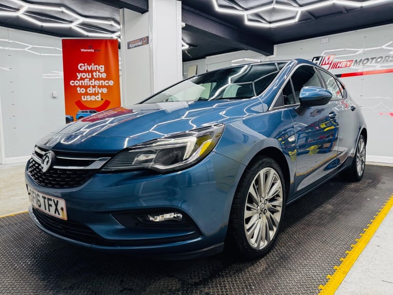 2016 Vauxhall Astra 1.6 CDTi BlueInjection SRi Nav Euro 6 (s/s) 5dr HATCHBACK Diesel Manual