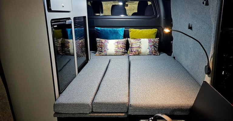 Vauxhall Vivaro combi camper 2 berth 3k 6 seats/belts 2021 slide out kitchen