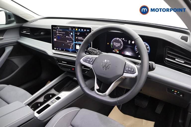 2025 Volkswagen Passat 1.5 TSI eHybrid Life 5dr DSG Estate Hybrid Automatic