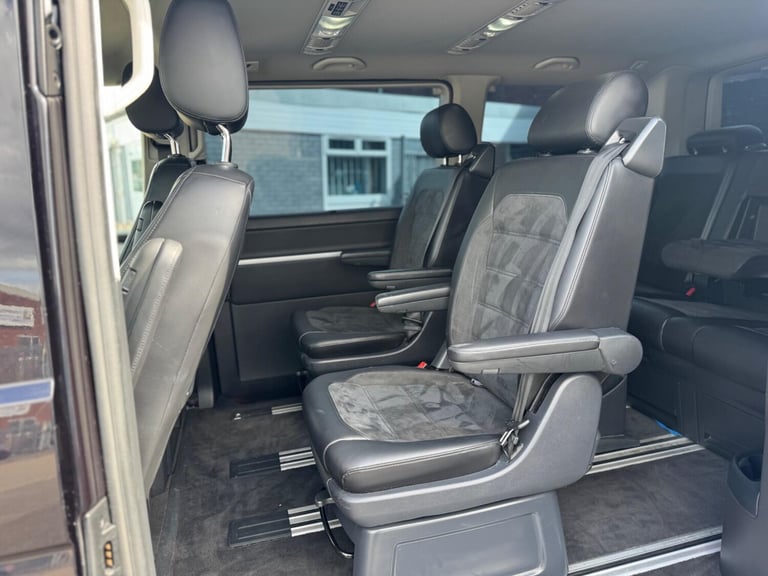 2017 Volkswagen Caravelle 2.0 BiTDI BlueMotion Tech Executive DSG Euro 6 (s/s) 5dr MPV Diesel Aut...