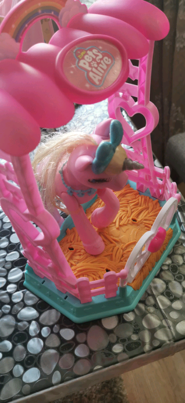 Pets alive unicorn toy