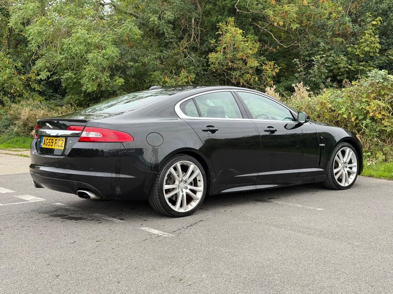 2010 Jaguar XF 3.0d S V6 Premium Luxury Auto Euro 5 4dr SALOON Diesel Automatic
