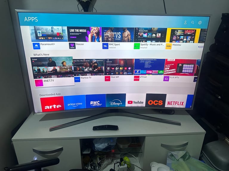 Free delivery 49”Samsung 4k Curve ultra HDTV 