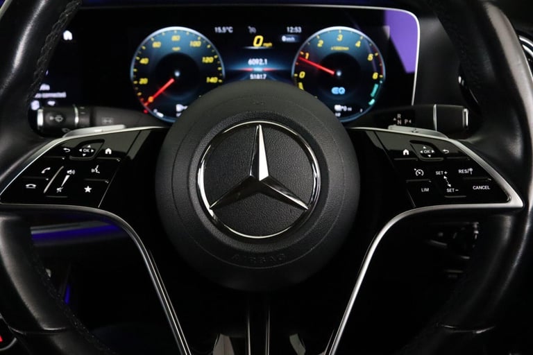 2020 Mercedes-Benz E Class 2.0 E300de 13.5kWh AMG Line Edition G-Tronic+ Euro 6 (s/s) 4dr SALOON ...