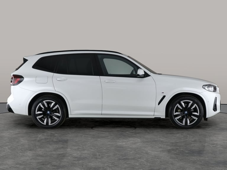 2023 BMW iX3 80kWh M Sport SUV 5dr Electric Auto (286 ps) - CARPLAY - DRIVING ASSISTANT  Suv Elec...