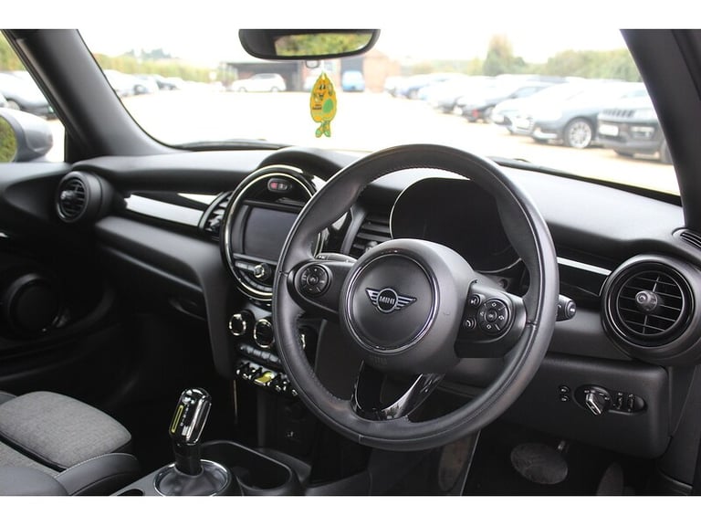 2020 MINI Electric Hatch Cooper SE Level 2 Hatchback Electric Automatic