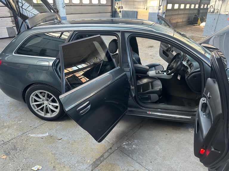 Audi A6 Avant 2011 Semi-Auto Diesel Quattro