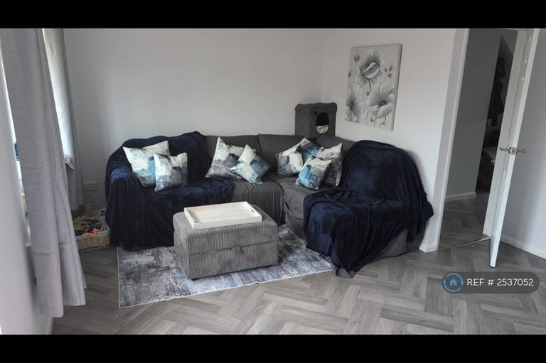 image for 1 bedroom in Long Close, Hungerford, RG17 (#2537052)