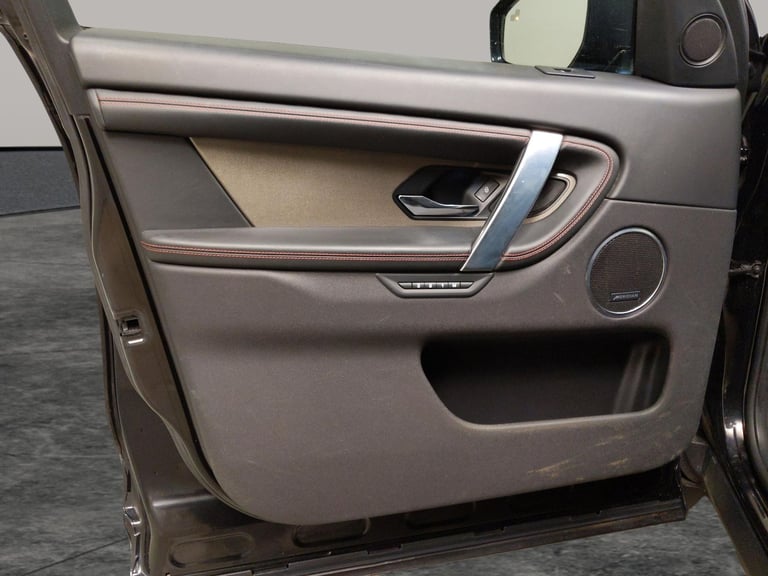 2020 Land Rover Discovery Sport 1.5 P300e 12.2kWh R-Dynamic HSE SUV 5dr Petrol Plug-in Hybrid Aut...