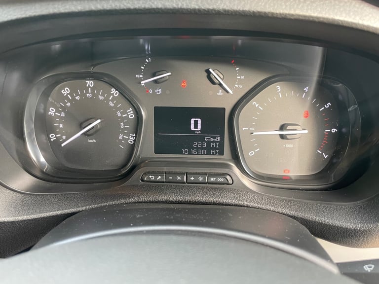 2021 Peugeot Expert 1400 2.0 BlueHDi 145 Professional Premium Van PANEL VAN Diesel Manual