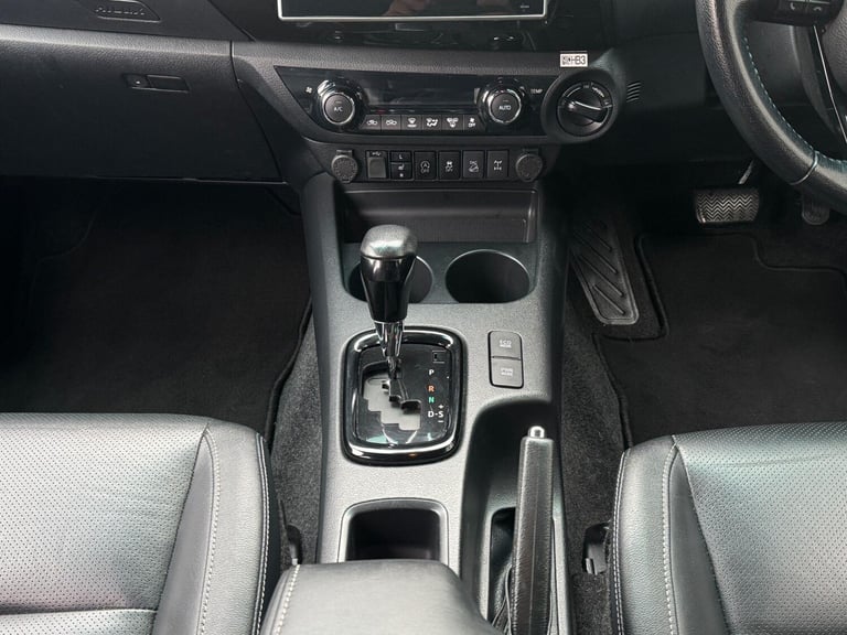 2020 Toyota Hilux 2.4 D-4D Invincible X Auto 4WD Euro 6 (s/s) 4dr (TSS) PICK UP Diesel Automatic