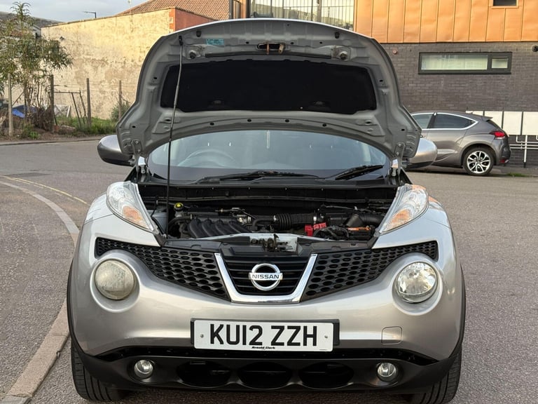 2012 Nissan Juke 1.6 Acenta 5dr [Premium Pack] HATCHBACK PETROL Manual