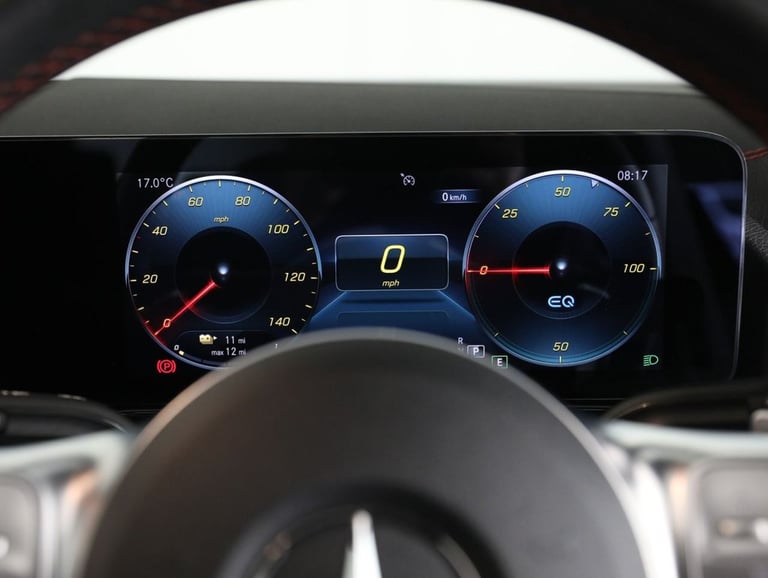 2022 Mercedes-Benz EQA EQA 300 66.5kWh AMG Line (Premium) SUV 5dr Electric Auto 4MATIC (228 ps) E...