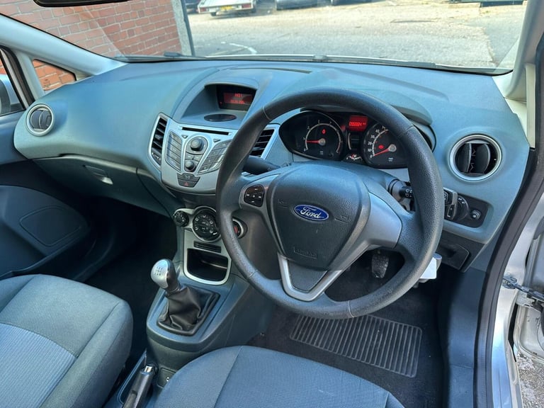 FORD FIESTA 1.3 Edge 2011