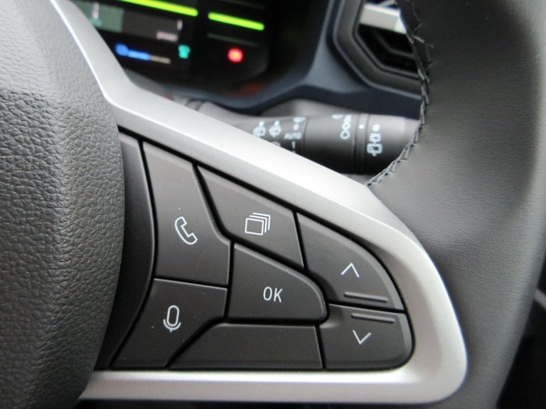 2025 Dacia Duster Journey HYBRID 140 4x2 MY24 HATCHBACK Petrol/Electric Hybrid Automatic