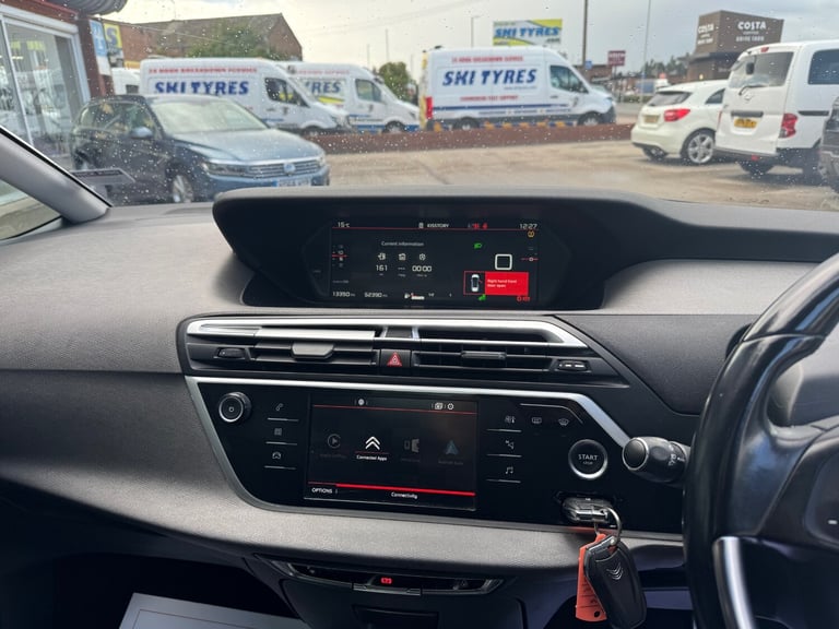 2018 Citroen C4 Grand Picasso 1.5 BlueHDi 130 Flair 5dr ++ PANROOF / SAT NAV / CAMERA / ULEZ ++ M...