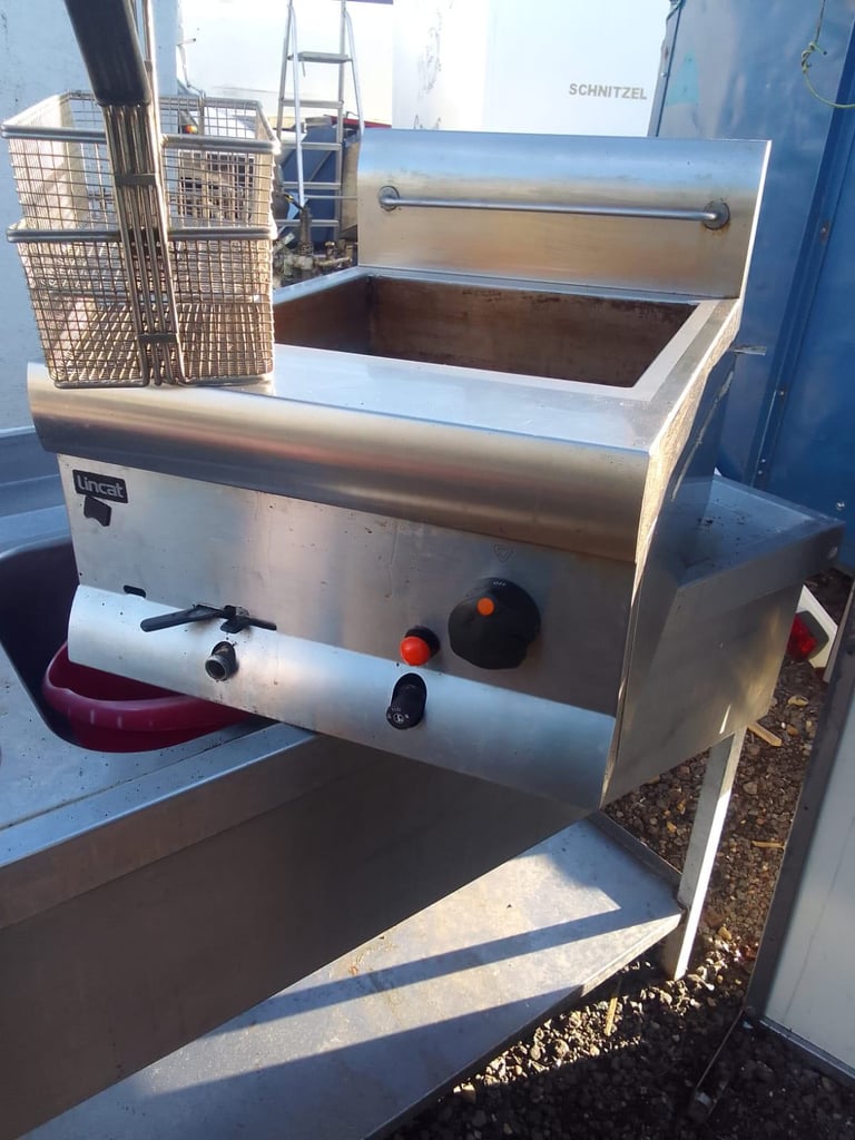 Catering equipment commercial Gas Tabletop Fryers restaurant trailer kitchen pub items 