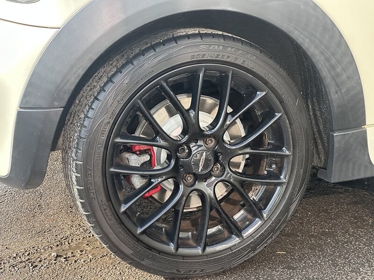 2011 MINI Hatch John Cooper Works Hatchback Petrol Manual